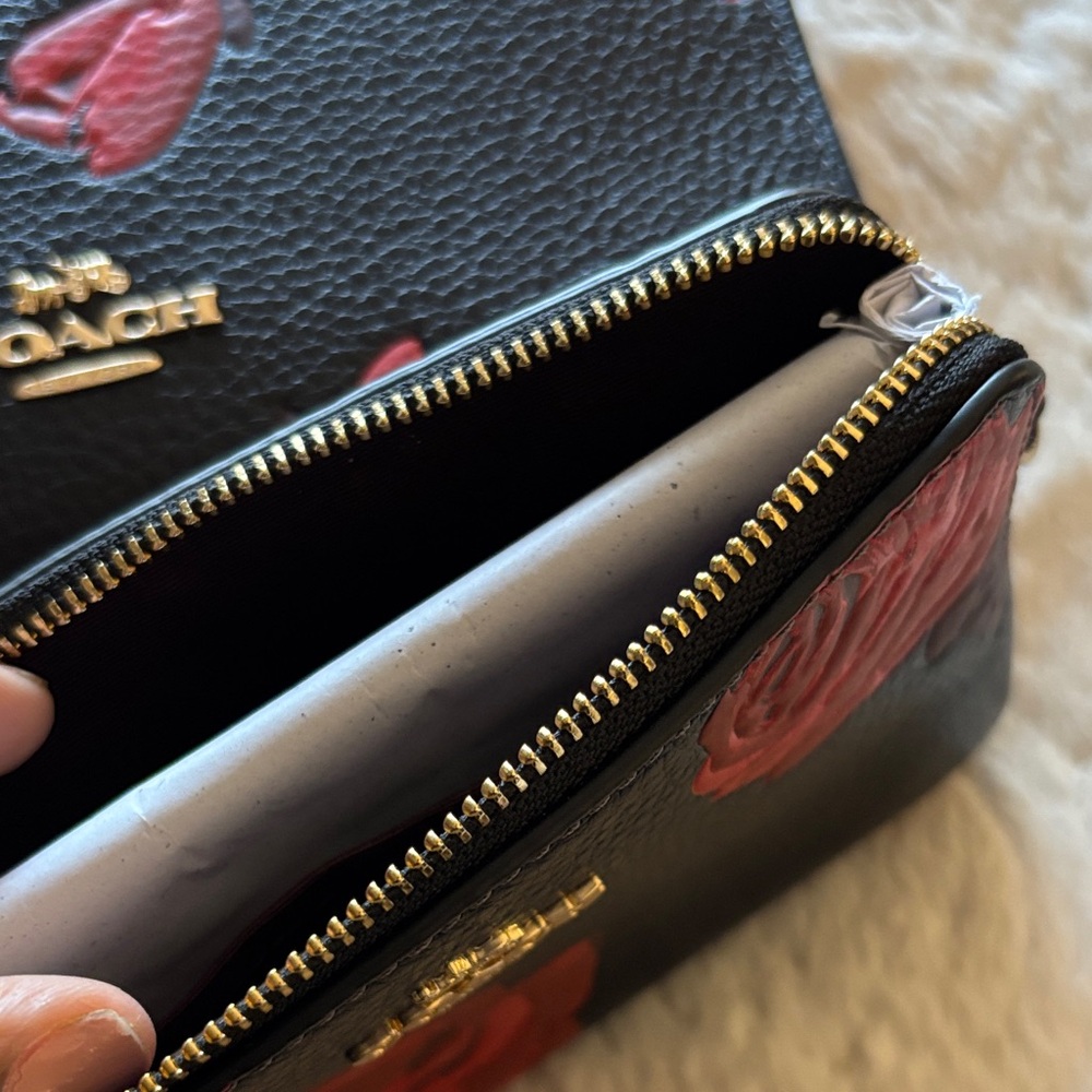 Coach Red Rose/Black Wallet Trio - Picture 5 of 5